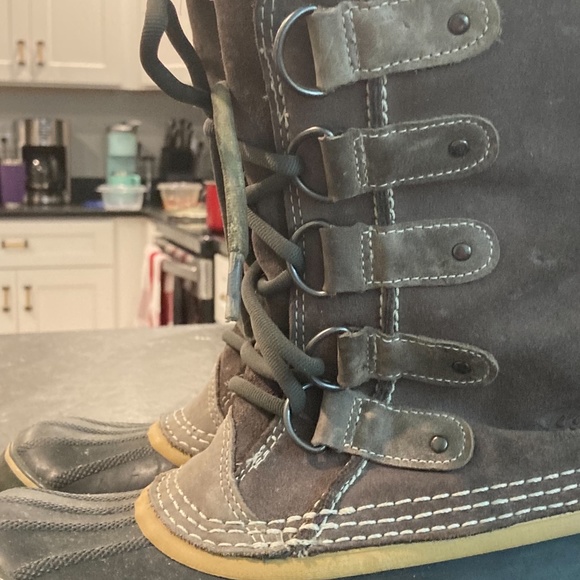 SOREL JOAN OF ARC BOOTS WOMENS 7 - Picture 2 of 3